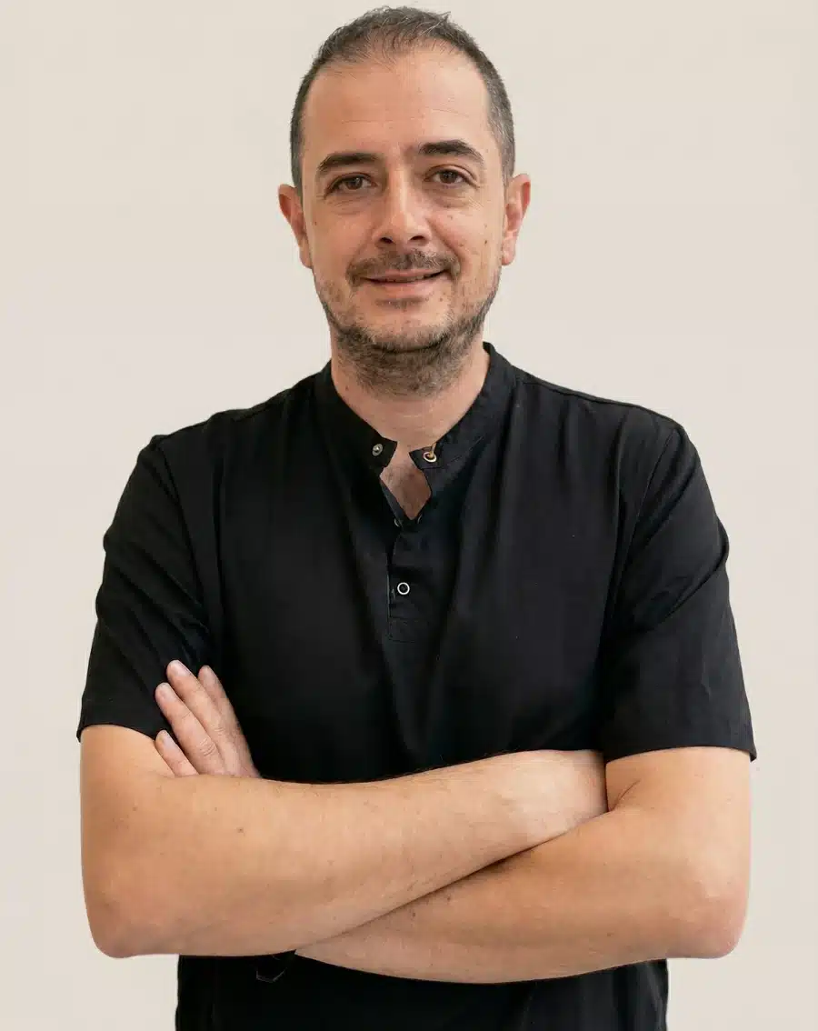 Dentist Emin Özdemir0001